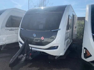 2025 Swift Challenger Exclusive 560 - Island Bed - WAS £35,425 - Picture 1 of 17