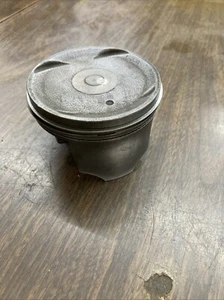 Arctic Cat Piston 375 SUZUKI LTA 400 EIGER AUTO 2002-2007 82mm Bore STD Comp 4x4 - Picture 1 of 12