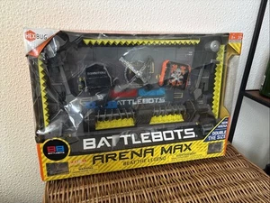 HEXBUG BattleBots Arena MAX, Remote Control Robot Toys for Kids with Over 30 - Picture 1 of 11