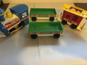 Vintage Fisher Price 4 Pc Express Train 2581 Engine Freight Car Caboose Toy '86 - Picture 1 of 10