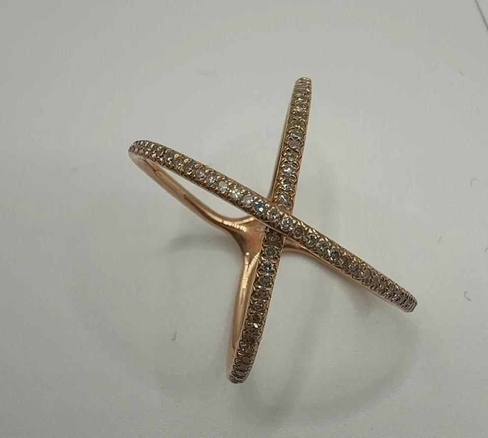 Anillo cruzado de diamantes pavé de oro rosa de 14K 3,0 gramos X cruzado  Foto 1 de 4