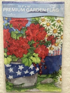 Summertime flowers garden flag - Picture 1 of 10