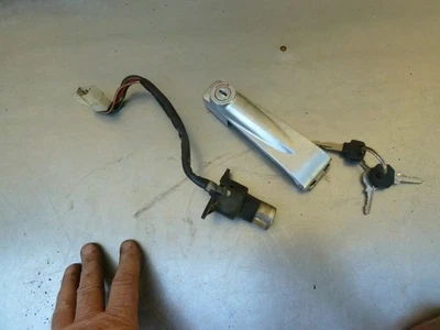 Interruptor de encendido llave tapa gas CB400T 1981 Hawk Honda #R2 Foto 1 de 4