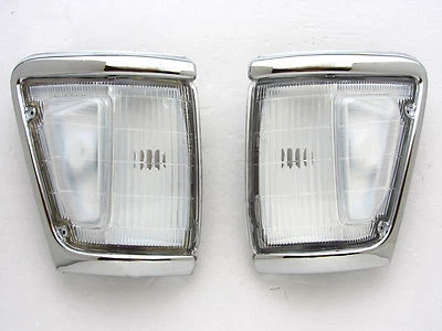 88-97 TOYOTA HILUX LN111 4WD 4X4 CHROME INDICATOR CORNER LIGHT PAIR LN106 LN107 - Image 1 of 2
