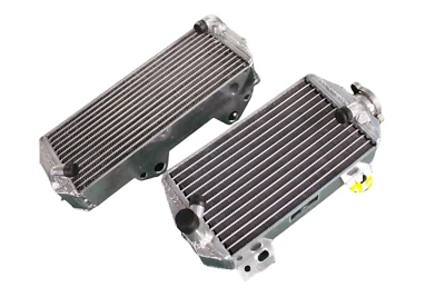 ✅Radiador de aluminio compatible con Suzuki RMZ450/RMX450Z 2008 - 2017 12 13 15 Foto 1 de 4