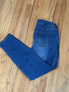 Jones New York Women's Size 16 Blue Straight Dark Wash Stretch Denim Jeans - Picture 1 of 5