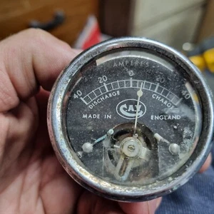 Land Rover. Serie 1 Serie 2. 52mm 2" CAV Amperios calibre 40/40 vintage - Imagen 1 de 11