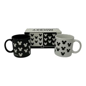Juego de tazas orejas Mickey Silhouette blanco negro de colección Disney Store Japón 12 oz RARO - Imagen 1 de 12
