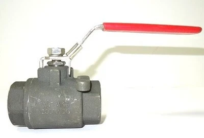 1/4" 2000 Threaded NPT Carbon Steel FP Ball Valve SS Ball TFE Seat CS0302111138 - Image 1 of 2