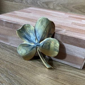 GERITY - 24k Gold Plated 4 Leaf Clover Shamrock Paperweight (1986) - Picture 1 of 6