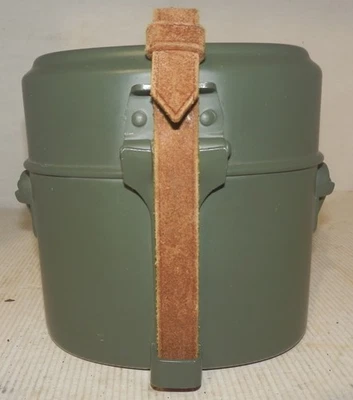 Gavetta Wehrmacht WW2 - Riproduzione - Immagine 1 di 4