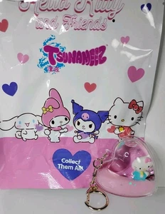 Tsunameez Hello Kitty and Friends Heart Shaped Keychain Floating Liquid Figure - Picture 1 of 5