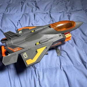 NIB Sentinel 1 True Hereos Dart Fighter Jet S1-357-A - Toys R Us Exclusive - Picture 1 of 8
