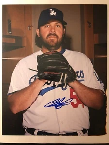 CHRIS PEREZ LOS ANGELES DODGERS SIGNED 8X10 PHOTO COA - Picture 1 of 2