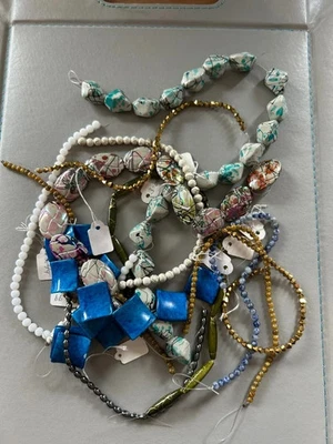 small lot of strung Beads  Bundle jewellery Making Craft 150g acrylic - stone - Image 1 of 4