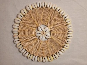 Vintage Round Beach Sea Shell Coaster Handmade 6” Placemat - Picture 1 of 3
