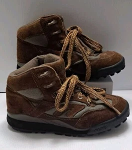 VINTAGE Hi-Tec Hiking Boots Women’s W 7.5 Brown Leather NICE - Picture 1 of 8