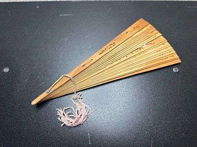 Formal party japanese folding fan - Image 1 of 4