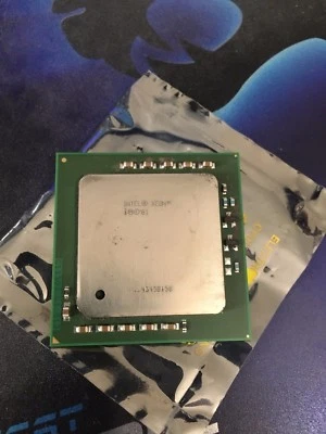 Intel Xeon - 2.4 GHz Processor 512KB 533MHZ FBS Socket 604 - Image 1 of 2