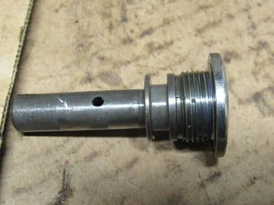 Honda 1985 VF700C Magna brazo basculante eje de válvula 14631-KE8-000 Foto 1 de 4