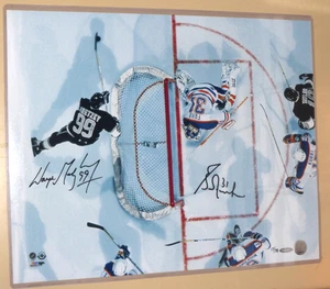 WAYNE GRETZKY & GRANT FUHR UPPER DECK AERIAL ASSAULT SIGNED 16X20 AUTO #D/75 UDA - Picture 1 of 5