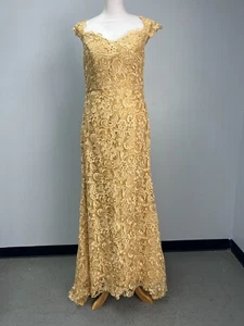 JJ's House Gold Trumpet Off Shoulder Lace Evening Dress Sz 12 153638 Sweep Train - Picture 1 of 9