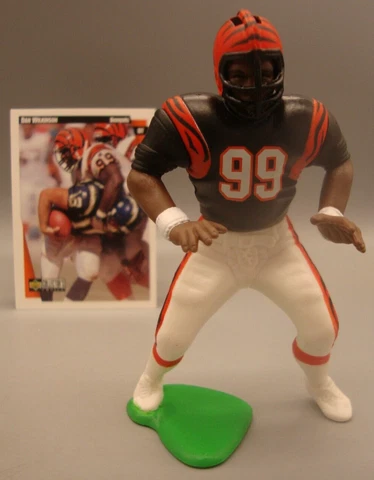 1995 LOOSE STARTING LINEUP FIGURE DAN WILKINSON CINCINNATI BENGALS Cover