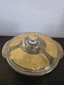 Fire King Georges Briard Design 2 quart Lidded Casserole - Picture 1 of 24