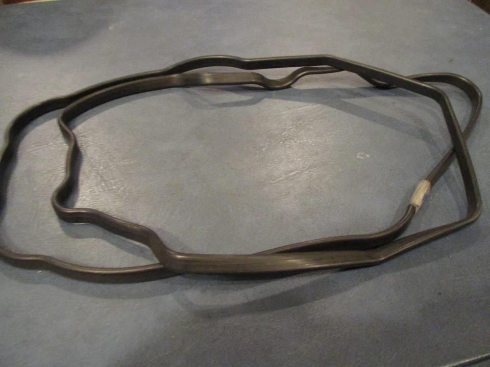  VALVE COVER GASKET, QTY. (1) FITS TOYOTA CELICA, CORONA, 4-RUNNER, PICK-UP,  - Image 1 of 2