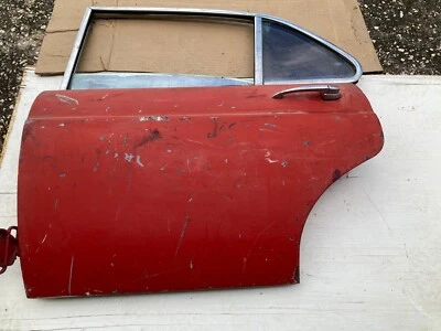 Jaguar XJ6 XJ12 1973 Raro Trasero Izquierdo Puerta Roja SWB Florida Coche Almacenado 30 Años Foto 1 de 4