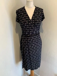 Hobbs black wrap dress UK 10 VGC pattern print belted stretch fitted classic - Picture 1 of 11
