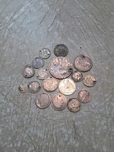 84 Grams 3 OZ  TOTAL WEIGHT WORLD SILVER  LOT HOLED UK France Italy 18 Coin Lot - Picture 1 of 6