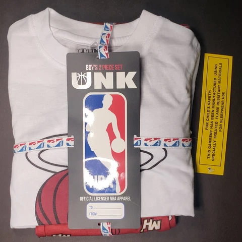 NWT NBA Miami Heat 2 Piece Pajama Set Child Size Small 4-6 Short Sleeves & Pants Cover
