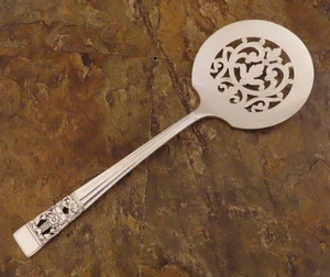 Oneida Coronation Tomato Server 7,5 pollici comunità placcato argento posate lotto J - Foto 1 di 4