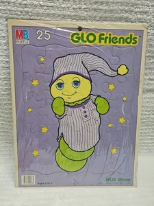 VINTAGE 1985 Bradley Glo Worm Puzzle - Hasbro Glo Friends 4568-1 25 piece - Picture 1 of 5