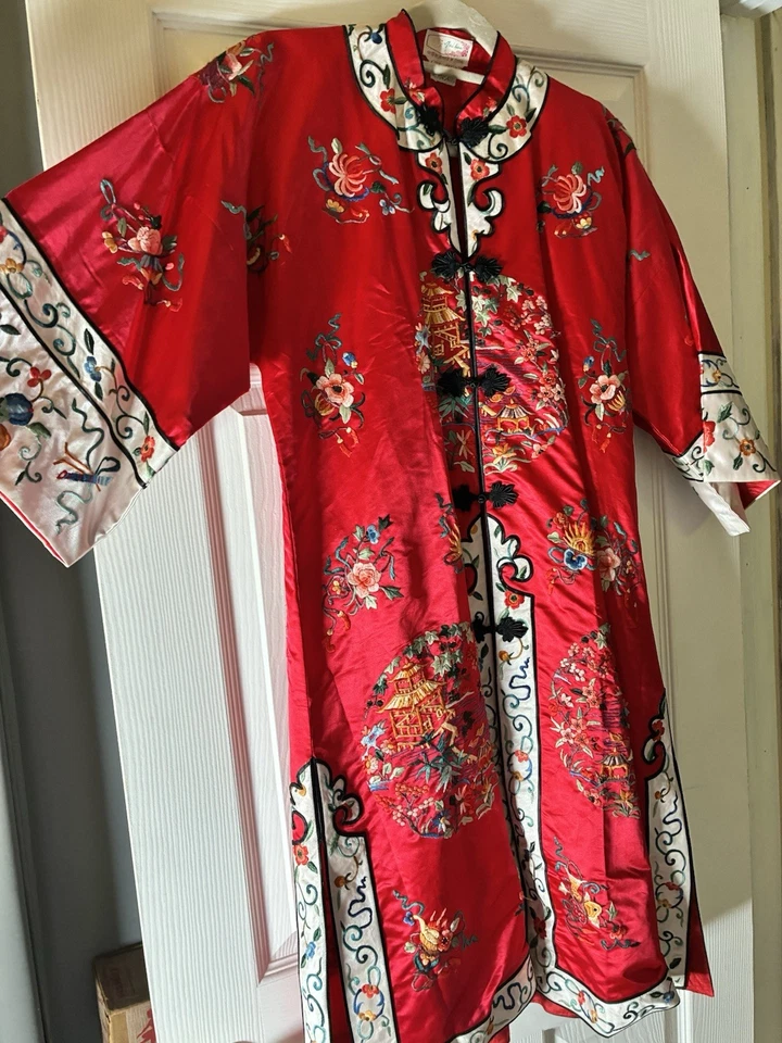 Vintage Bai Hua Red Chinese Jacket Silk Hand-Embroidered Floral Pagoda Design - Image 1 of 4