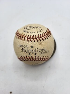 Balón de béisbol Wilson de colección de la Liga de Adopción Oficial de los años 80 usado como está Foto 1 de 4