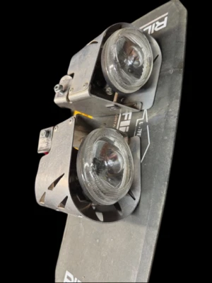 Can-Am DS650 Baja Luces Faro Niebla Bombardier 00-07 OEM Foto 1 de 4