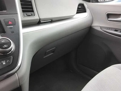 Used Glove Box fits: 2016 Toyota Sienna  Grade A Foto 1 de 4