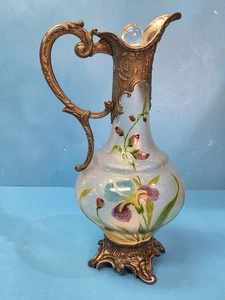 Antikes französisches Jugendstil verziertes Milchglas mit Fuß Wein Ewer bemalt Blumen - Bild 1 von 14