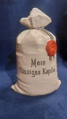 Porzellanflasche In Form eines Geldsack's    1935-1945 - Bild 1 von 4