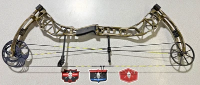 BEAR ADAPT PLUS...RH...MOSSY OAK BOTTOMLANDS - Image 1 of 4