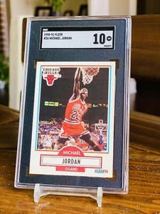 1990-91 Fleer Michael Jordan SGC 10 Gem Mint #26 Chicago Bulls HOF GOAT - Picture 1 of 2