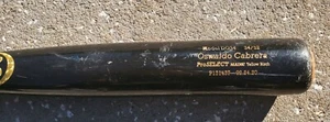 OSWALDO CABRERA NEW YORK YANKEES GAME USED UNCRACKED DOVETAIL BAT - Picture 1 of 7
