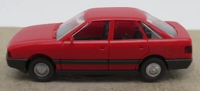 Micro WIKING Ho 1/87 Audi 80 Rosso #12113 No. Box - Immagine 1 di 4