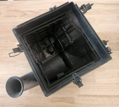 BMW Z3 ROADSTER 1.9L CAJA ADMISIÓN AIRE CARCASA INFERIOR OEM Foto 1 de 4