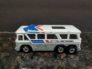 Hot Wheels 1979 Greyhound Bus with blackwalls - Picture 1 of 6