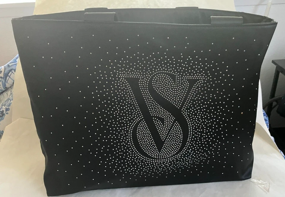 VICTORIA SECRET ПРАЗДНИК СУМКА С КОРОТКИМИ РУЧКАМИ 2024 - Изображение 1 из 4