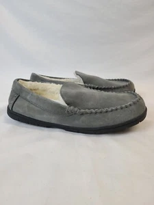 Land's End Mens Printed Plush Lining Moccasin Slippers Grey NWOT - Picture 1 of 10