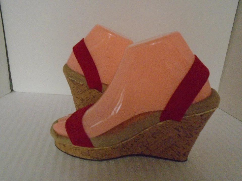 Cuñas para mujer Miss Me rojas talla 7 Foto 1 de 4